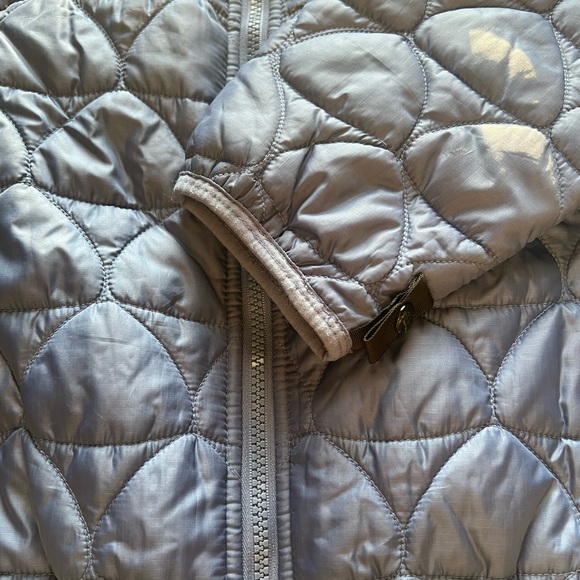 Nike ACG Puffer Jacket - Picture 4 of 11